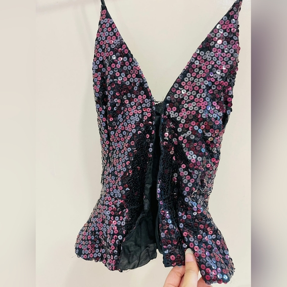 Sequins peplum top - Picture 7 of 14